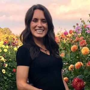 Meet your Posher, Julia